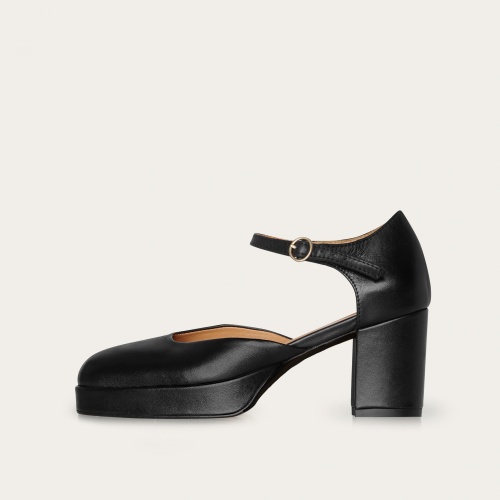 Miri Heels, black